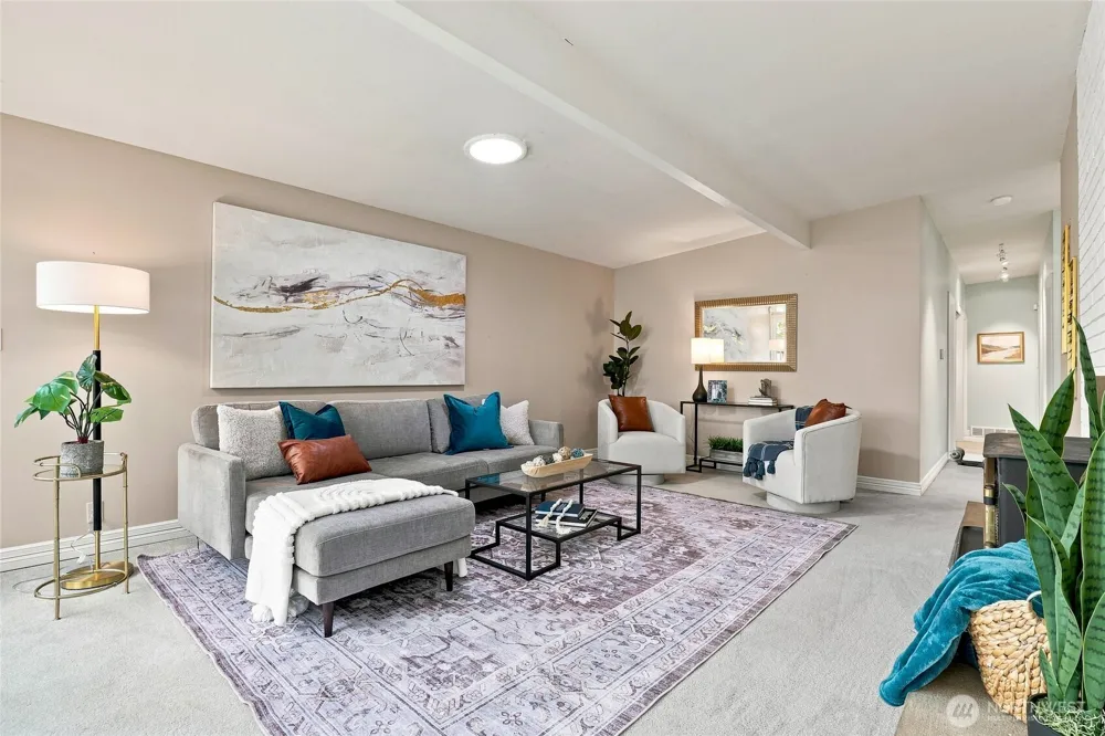 8218 SE 36th Street Mercer Island, WA 98040
