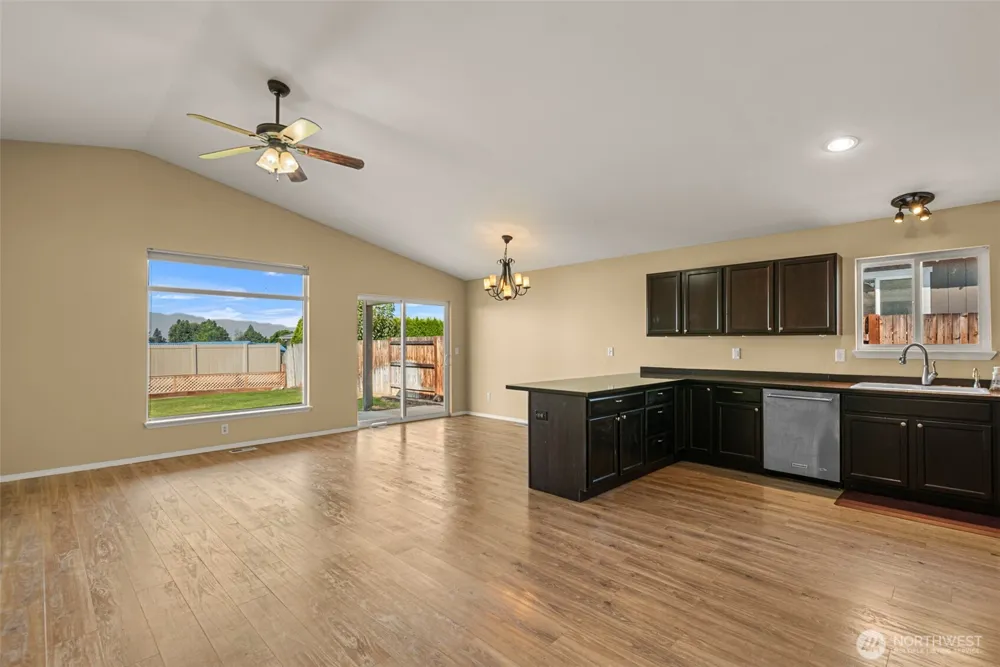524 Montclair Avenue East Wenatchee, WA 98802