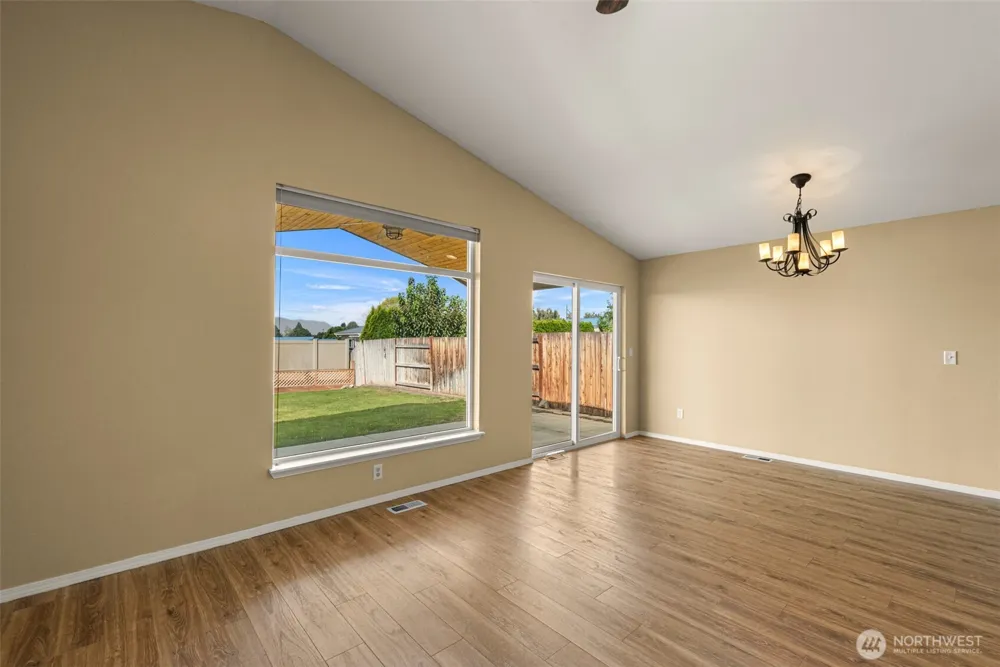 524 Montclair Avenue East Wenatchee, WA 98802