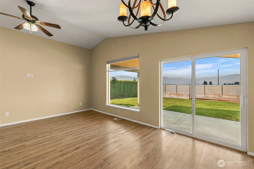 524 Montclair Avenue East Wenatchee, WA 98802