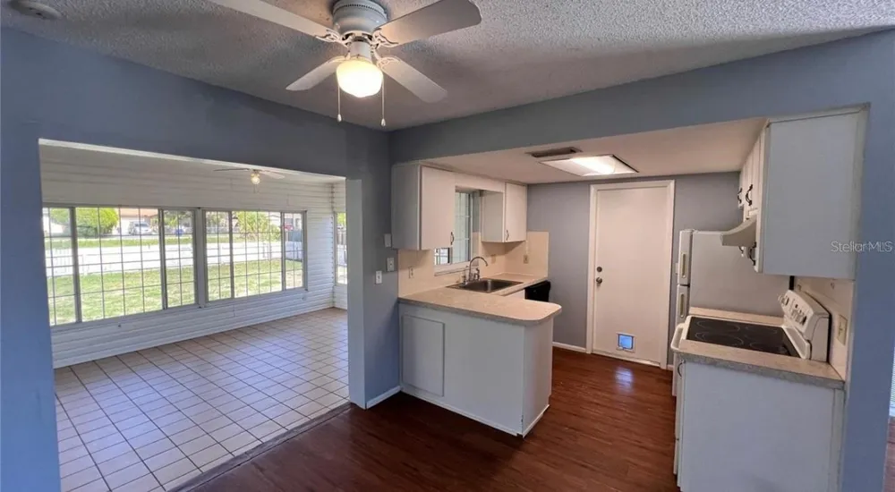 9103 WHITMAN LANE Port Richey, FL 34668