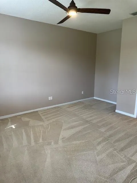 10015 MOORSHIRE CIRCLE Orlando, FL 32829