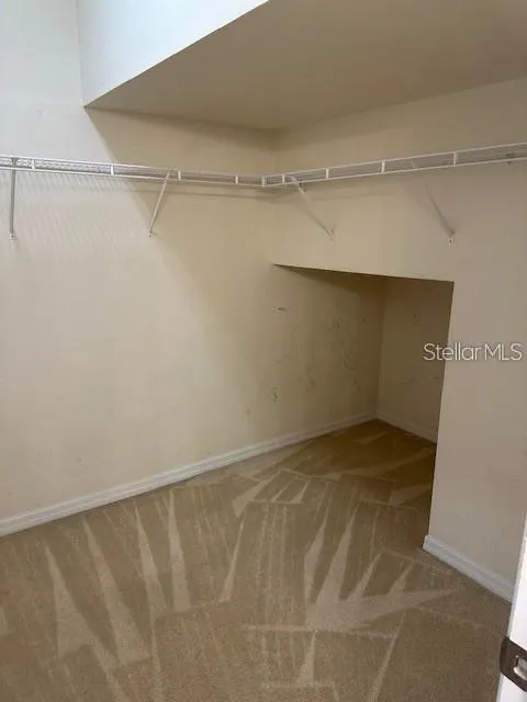 10015 MOORSHIRE CIRCLE Orlando, FL 32829