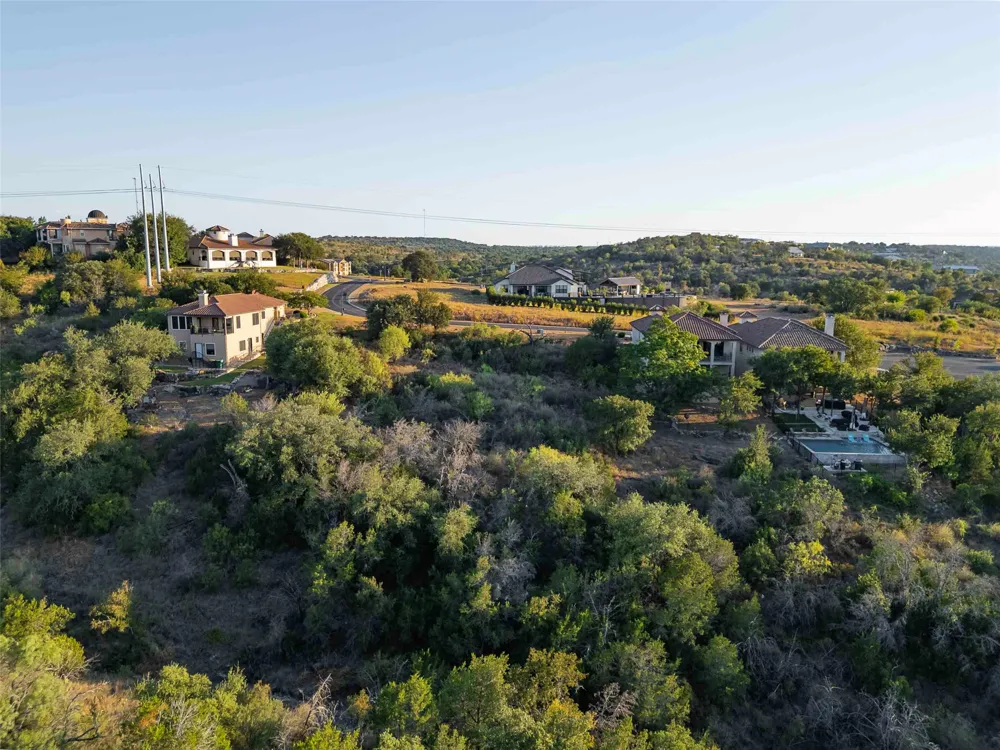 5 Bendito Way Drive Marble Falls, TX 78654