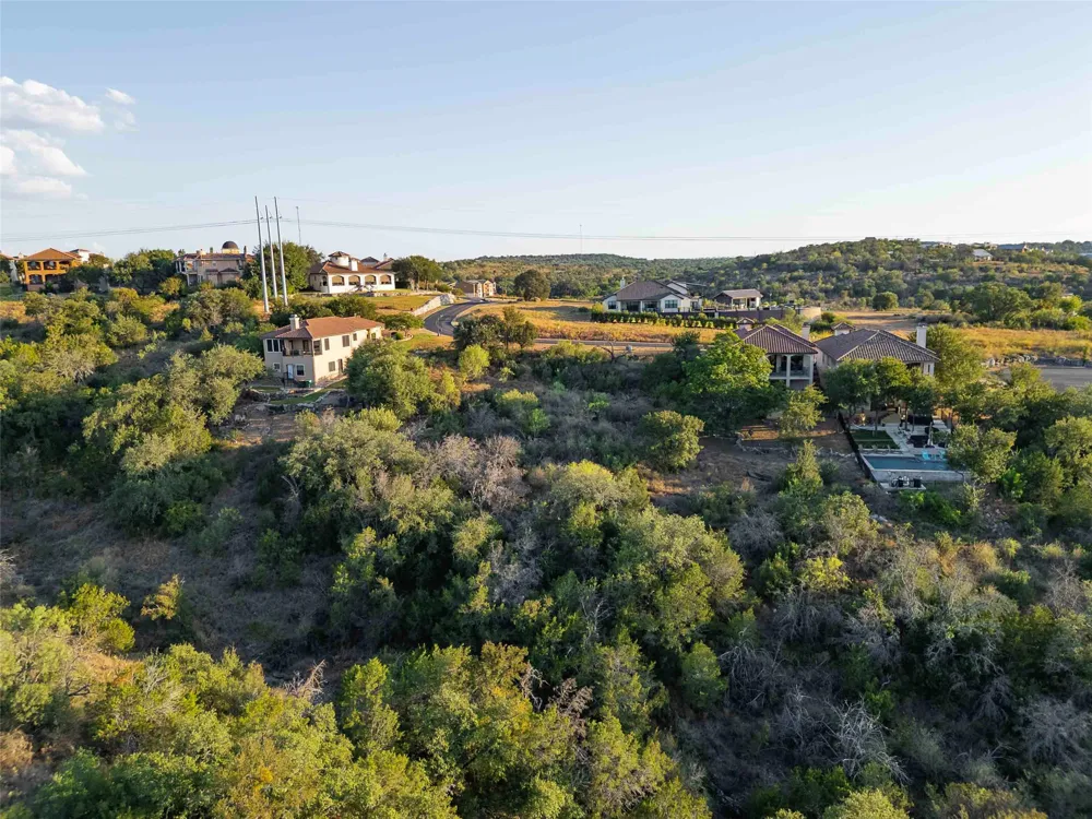 5 Bendito Way Drive Marble Falls, TX 78654