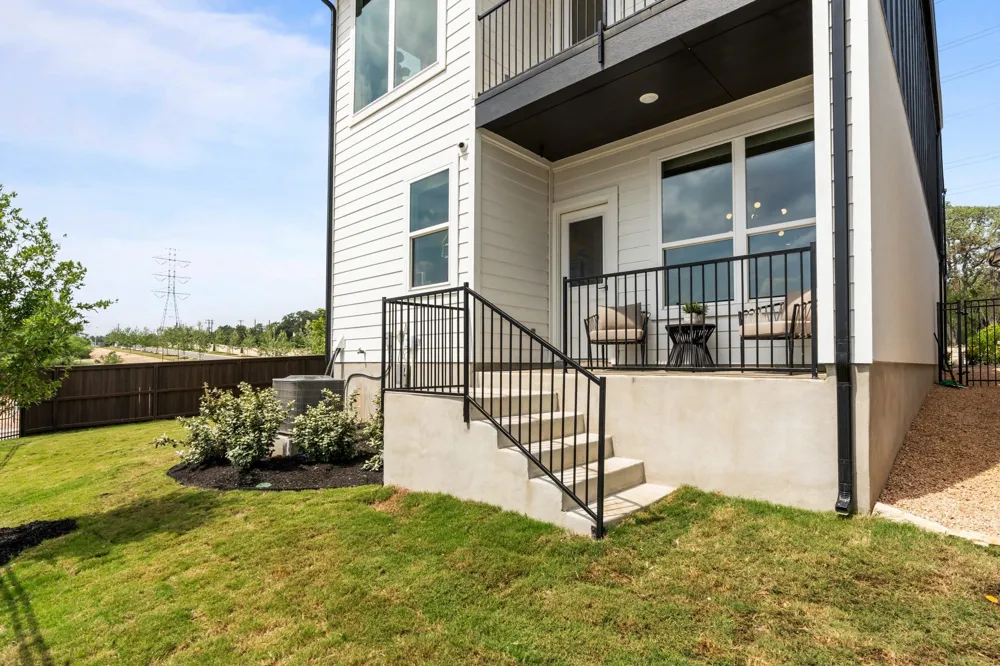219 Flora Springs Cove Liberty Hill, TX 78642