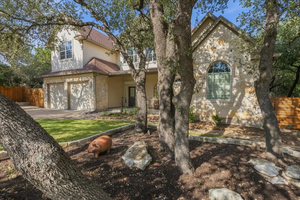 811 Presa Arriba Road Austin, TX 78733