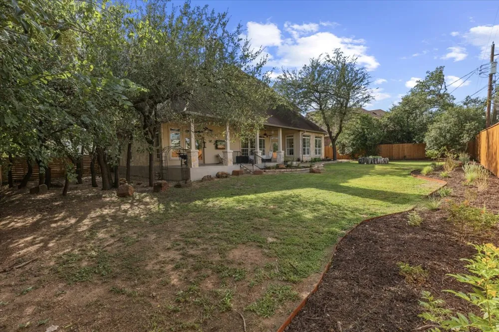 811 Presa Arriba Road Austin, TX 78733