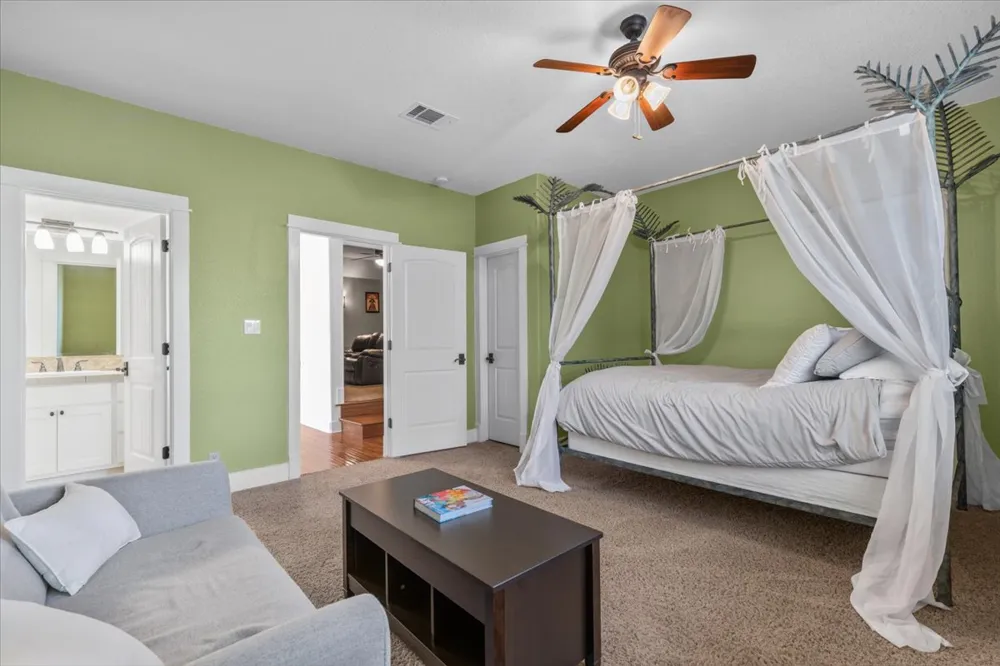 811 Presa Arriba Road Austin, TX 78733