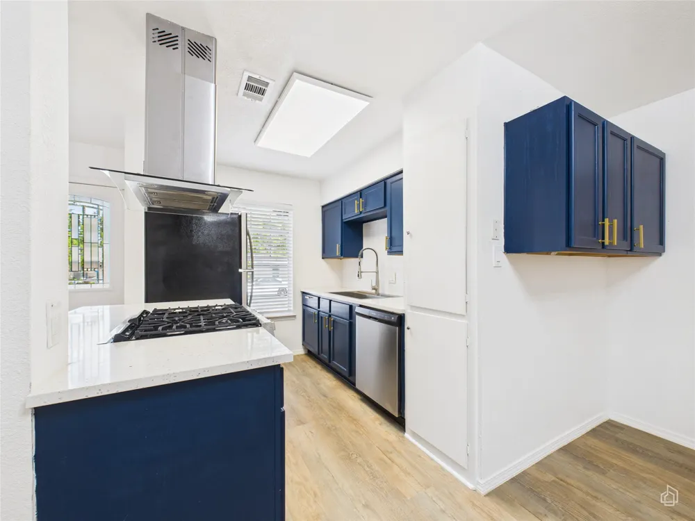 5809 Glenhollow Path Austin, TX 78745