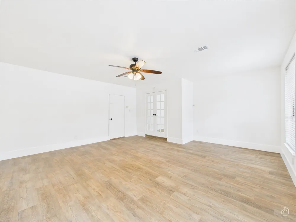 5809 Glenhollow Path Austin, TX 78745