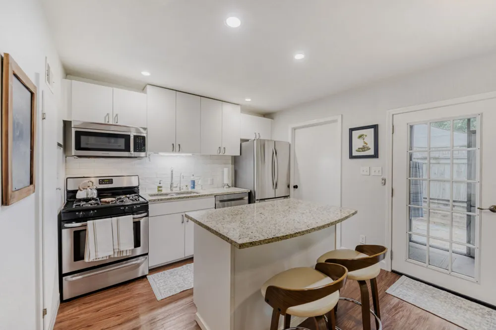 1912 Lightsey Road #6 Austin, TX 78704