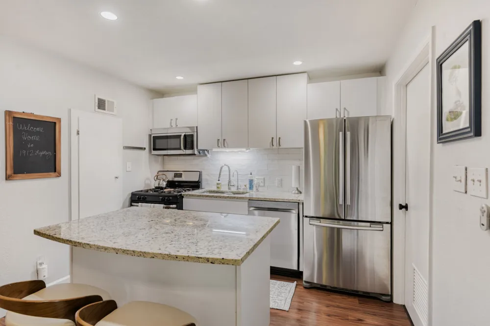 1912 Lightsey Road #6 Austin, TX 78704