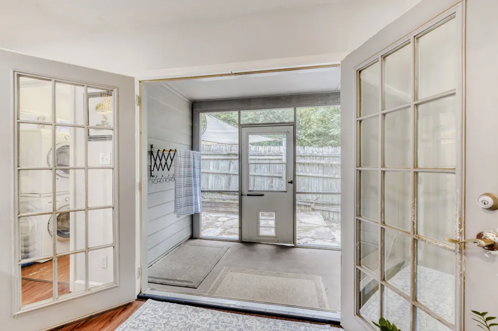 1912 Lightsey Road #6 Austin, TX 78704