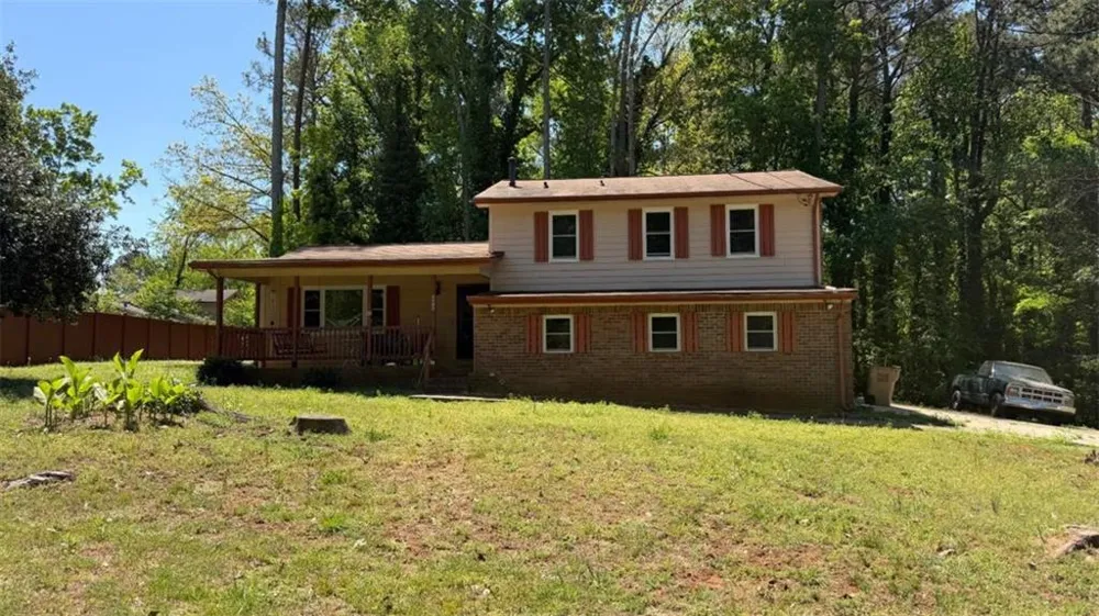 2235 Bristol Court Jonesboro, GA 30236