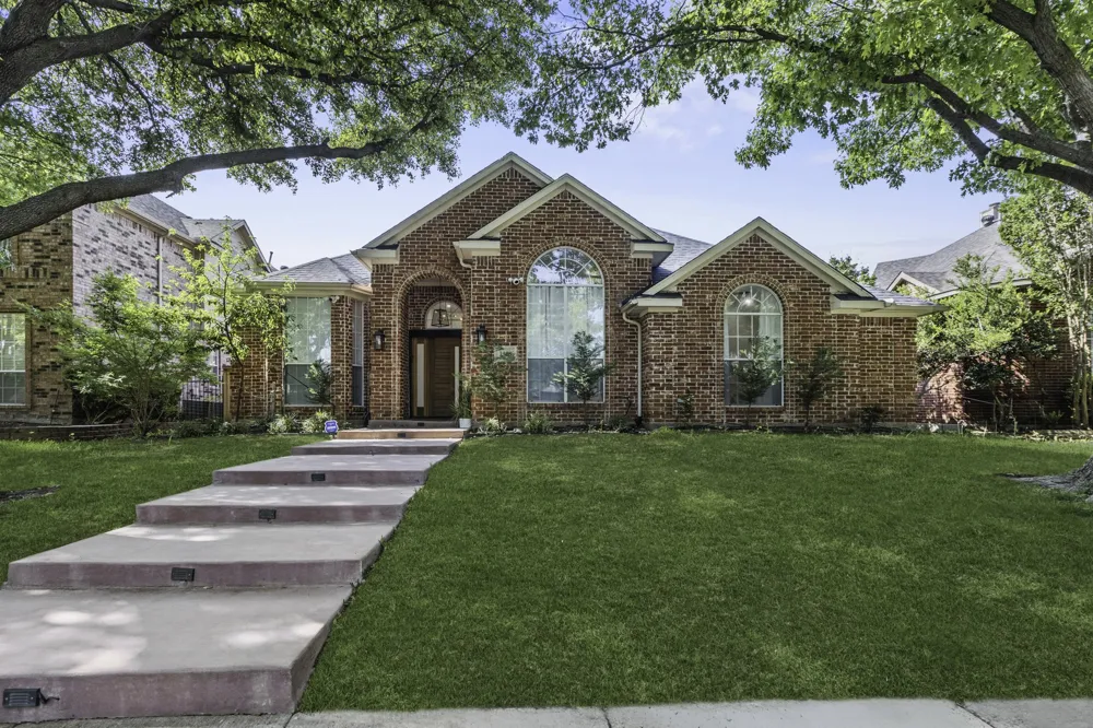 3916 Kimbrough Lane Plano, TX 75025