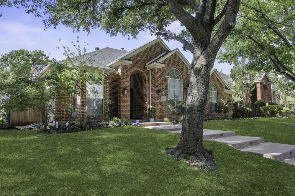 3916 Kimbrough Lane Plano, TX 75025