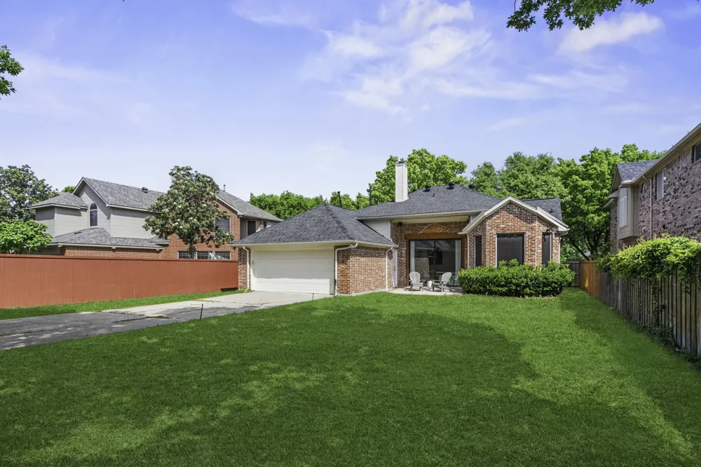 3916 Kimbrough Lane Plano, TX 75025