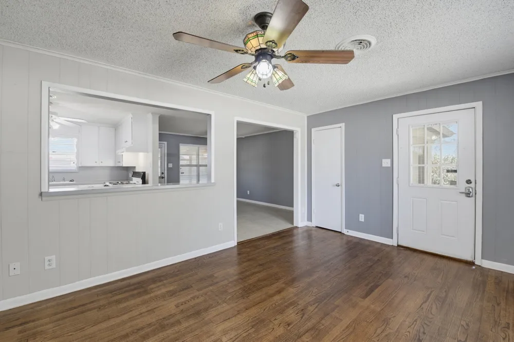 5328 Ira Street Haltom City, TX 76117