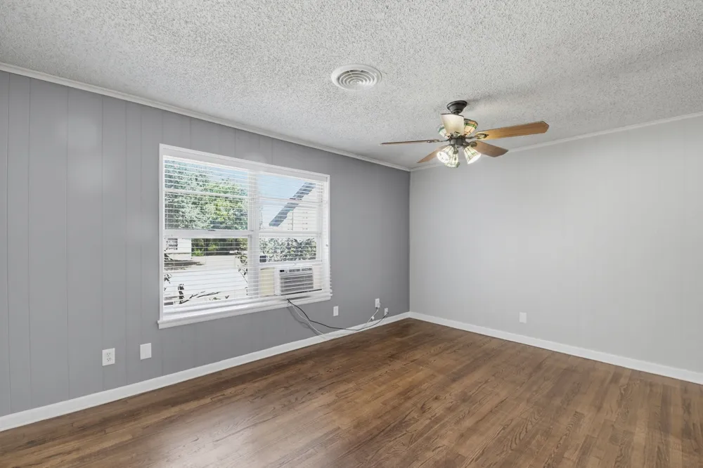 5328 Ira Street Haltom City, TX 76117