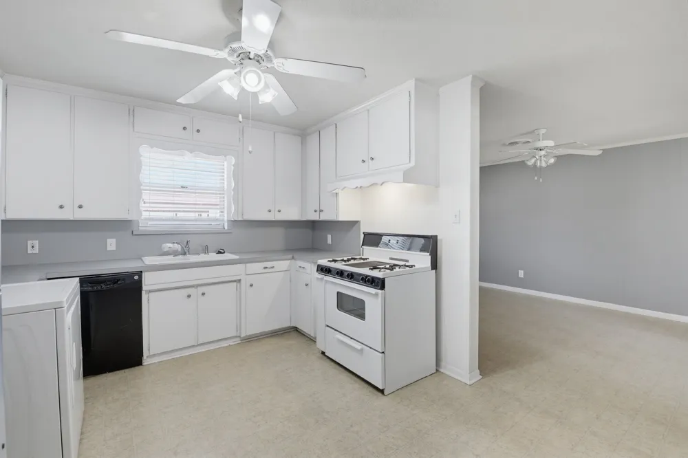 5328 Ira Street Haltom City, TX 76117