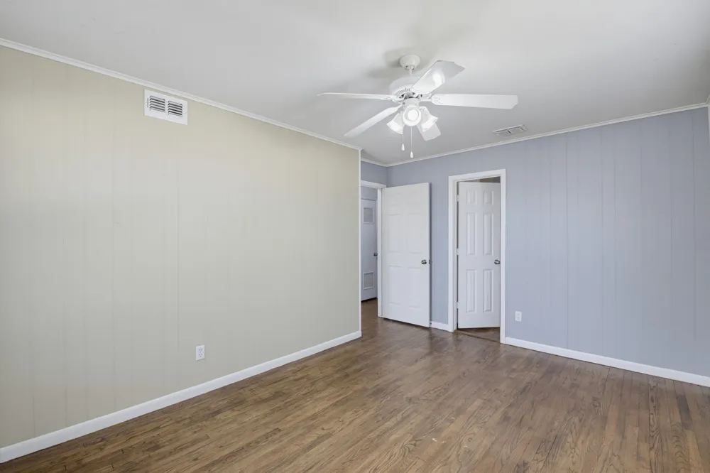 5328 Ira Street Haltom City, TX 76117