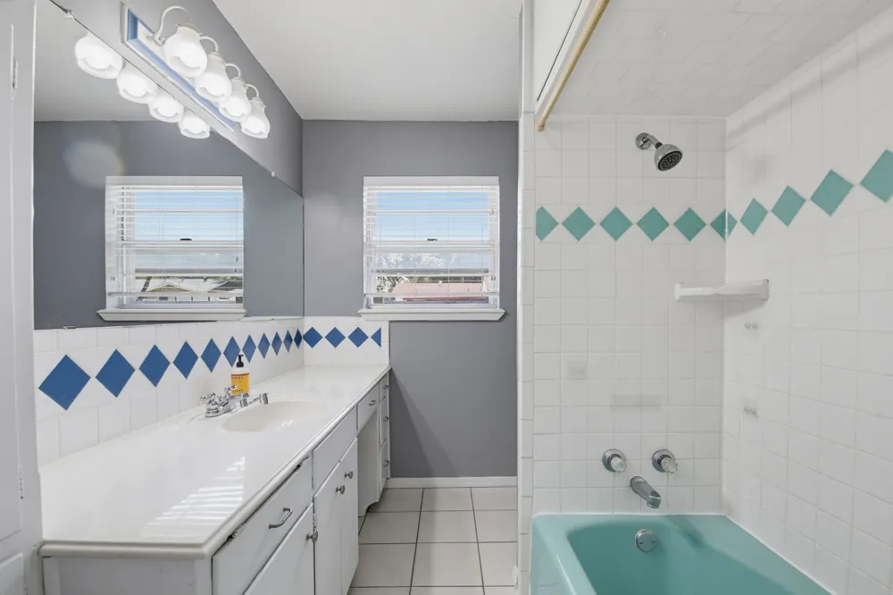 5328 Ira Street Haltom City, TX 76117