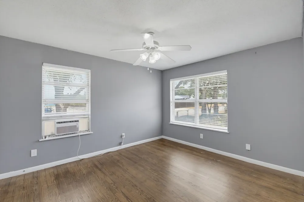 5328 Ira Street Haltom City, TX 76117