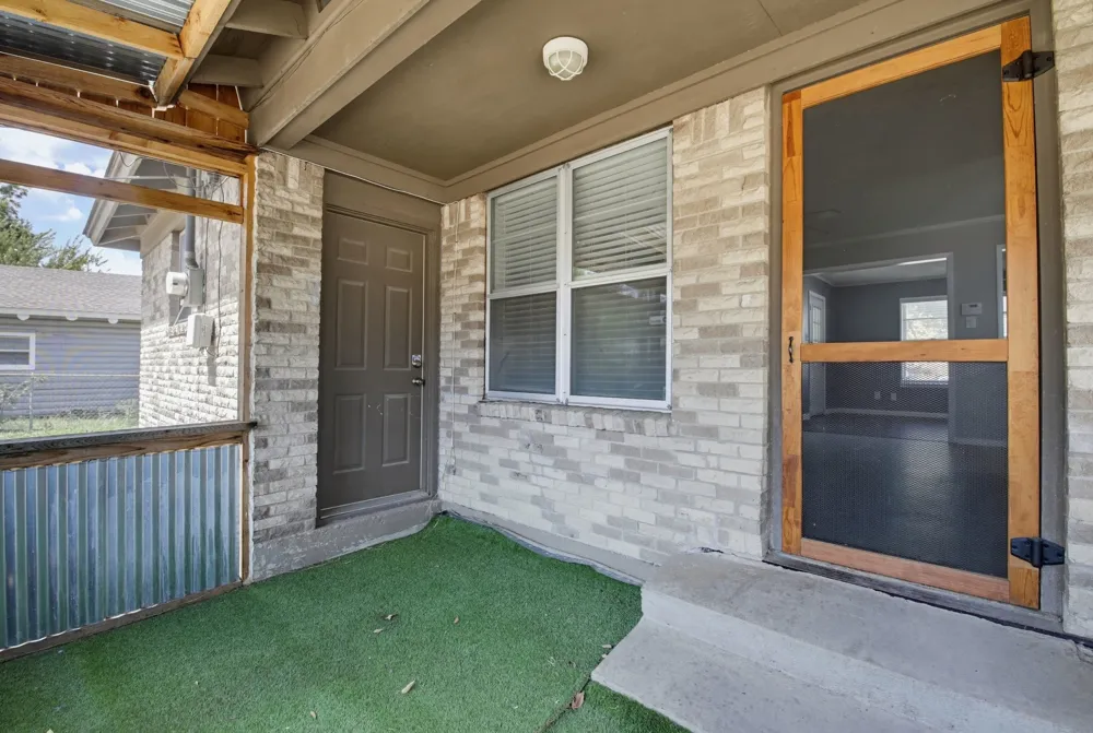 5328 Ira Street Haltom City, TX 76117