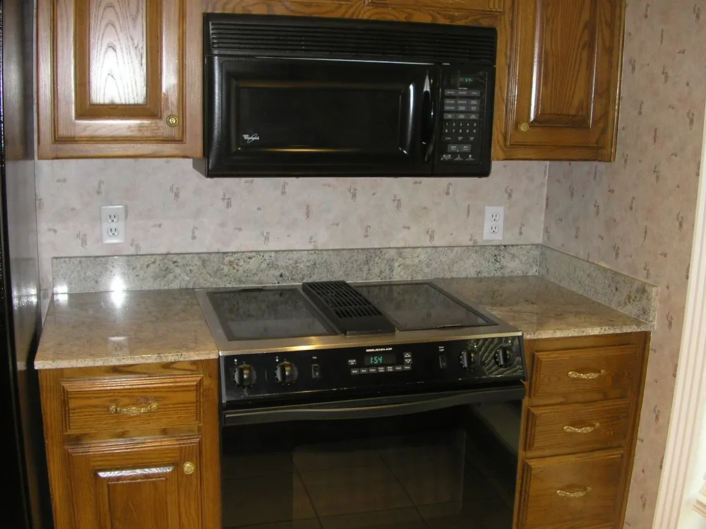 224 Wayside Court Bedford, TX 76021