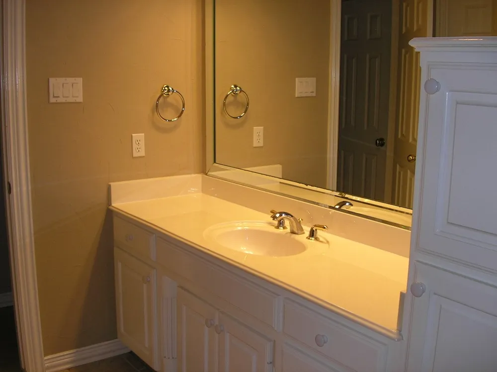 224 Wayside Court Bedford, TX 76021