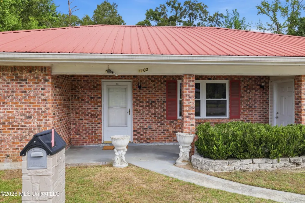 1102 Jackson Landing Road Picayune, MS 39466