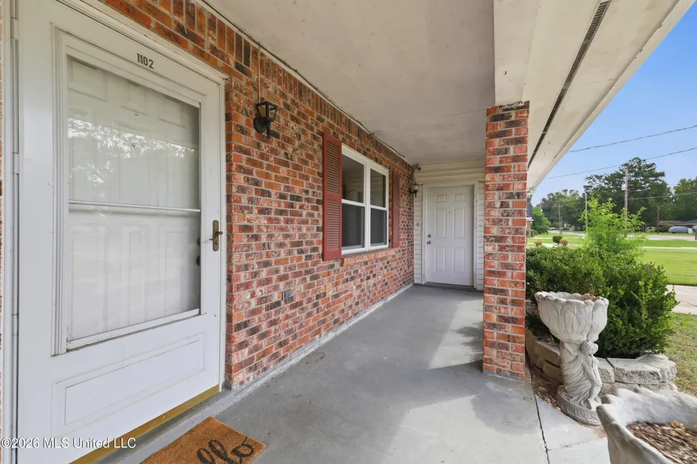 1102 Jackson Landing Road Picayune, MS 39466