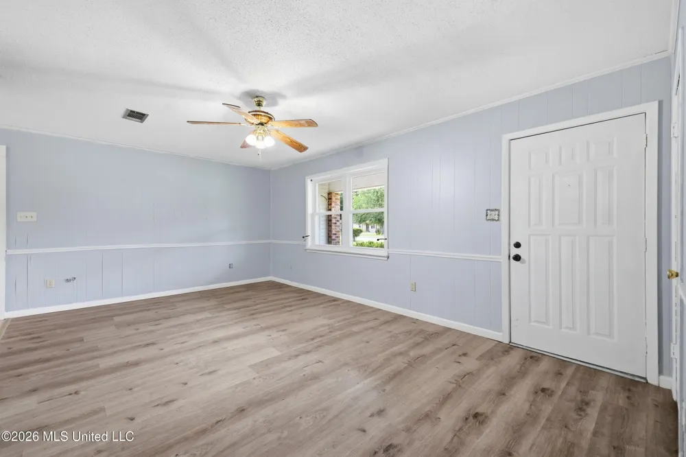 1102 Jackson Landing Road Picayune, MS 39466