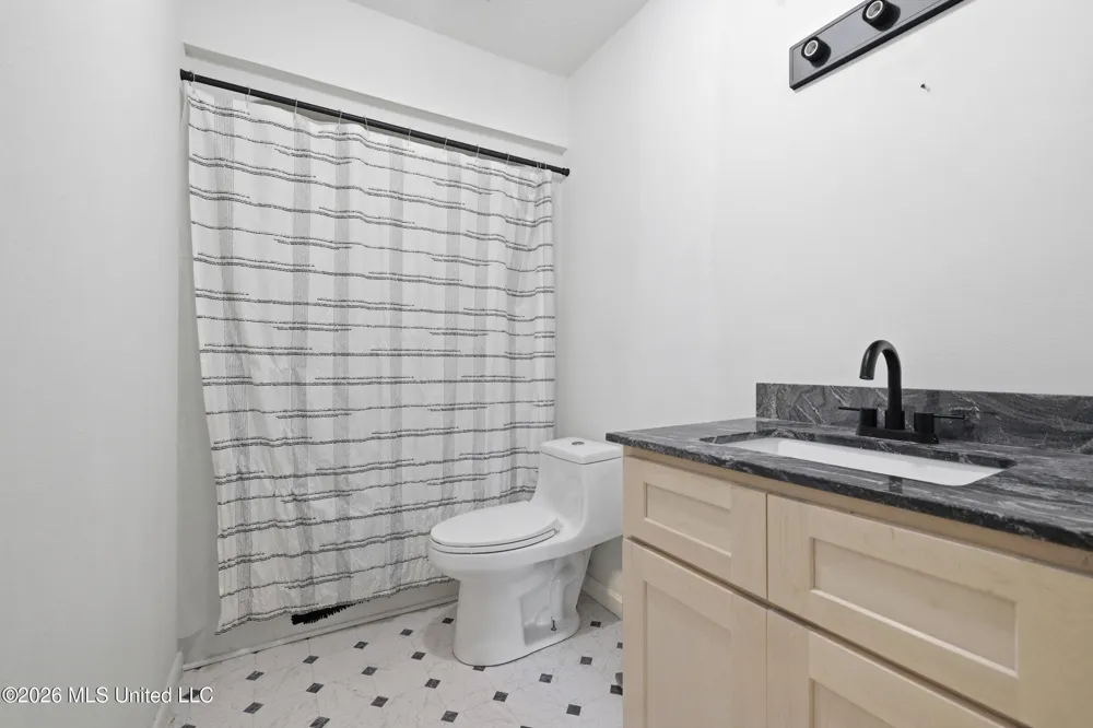 1102 Jackson Landing Road Picayune, MS 39466