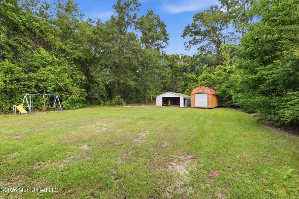 1102 Jackson Landing Road Picayune, MS 39466