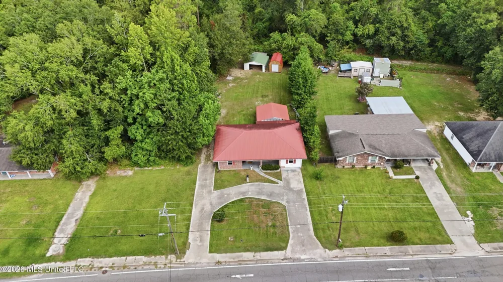 1102 Jackson Landing Road Picayune, MS 39466