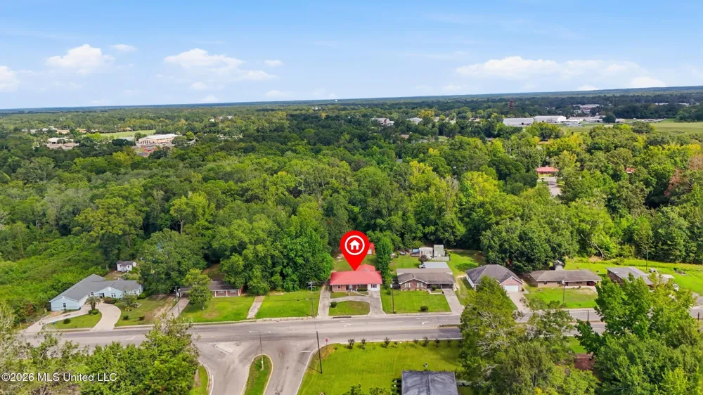 1102 Jackson Landing Road Picayune, MS 39466