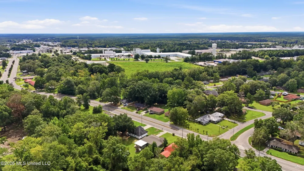 1102 Jackson Landing Road Picayune, MS 39466