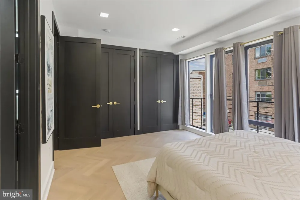 1832 FLORIDA AVENUE NW Washington, DC 20009