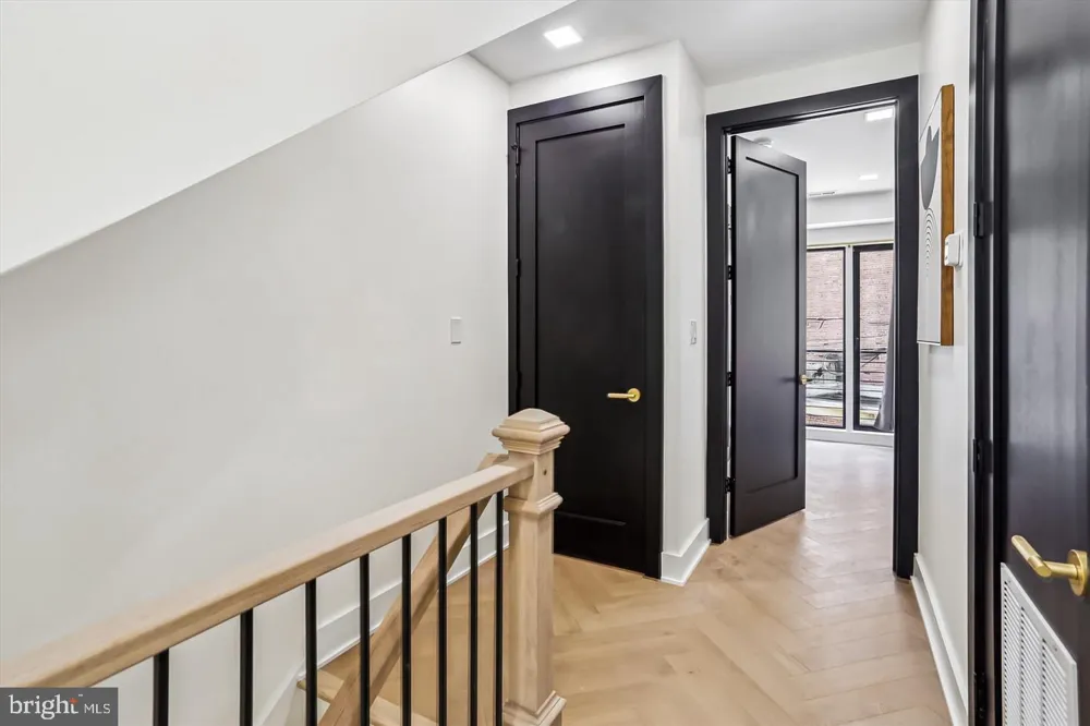 1832 FLORIDA AVENUE NW Washington, DC 20009