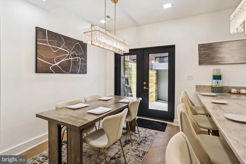 1832 FLORIDA AVENUE NW Washington, DC 20009