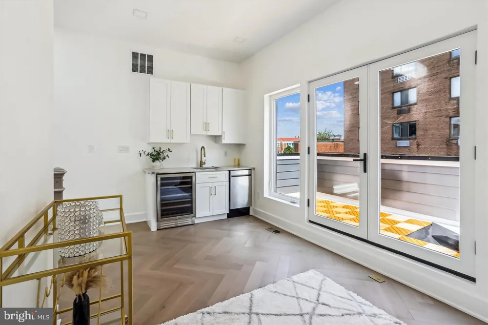 1832 FLORIDA AVENUE NW Washington, DC 20009
