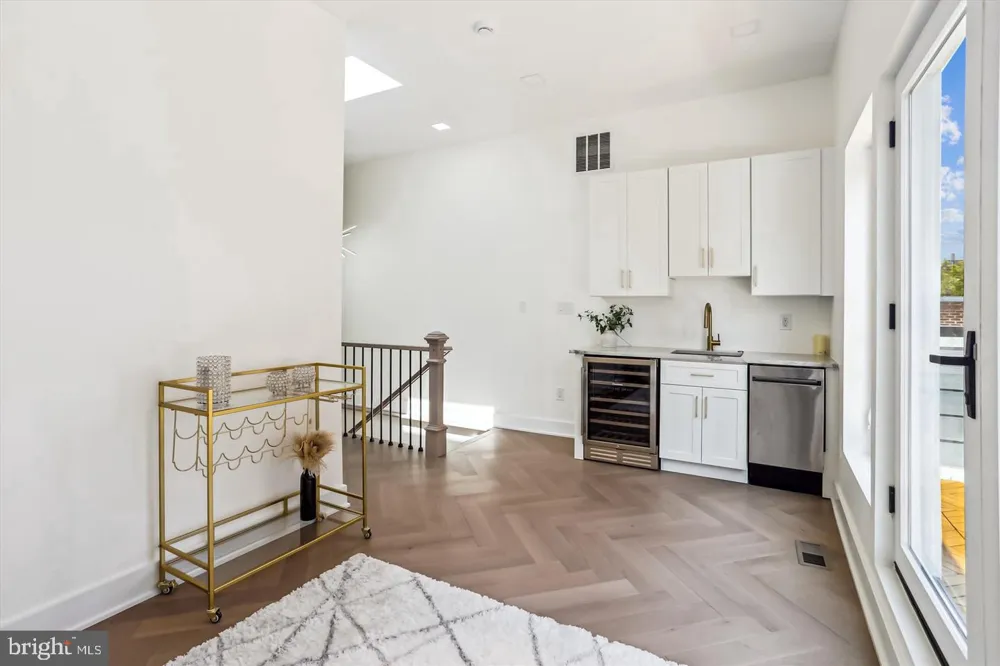 1832 FLORIDA AVENUE NW Washington, DC 20009