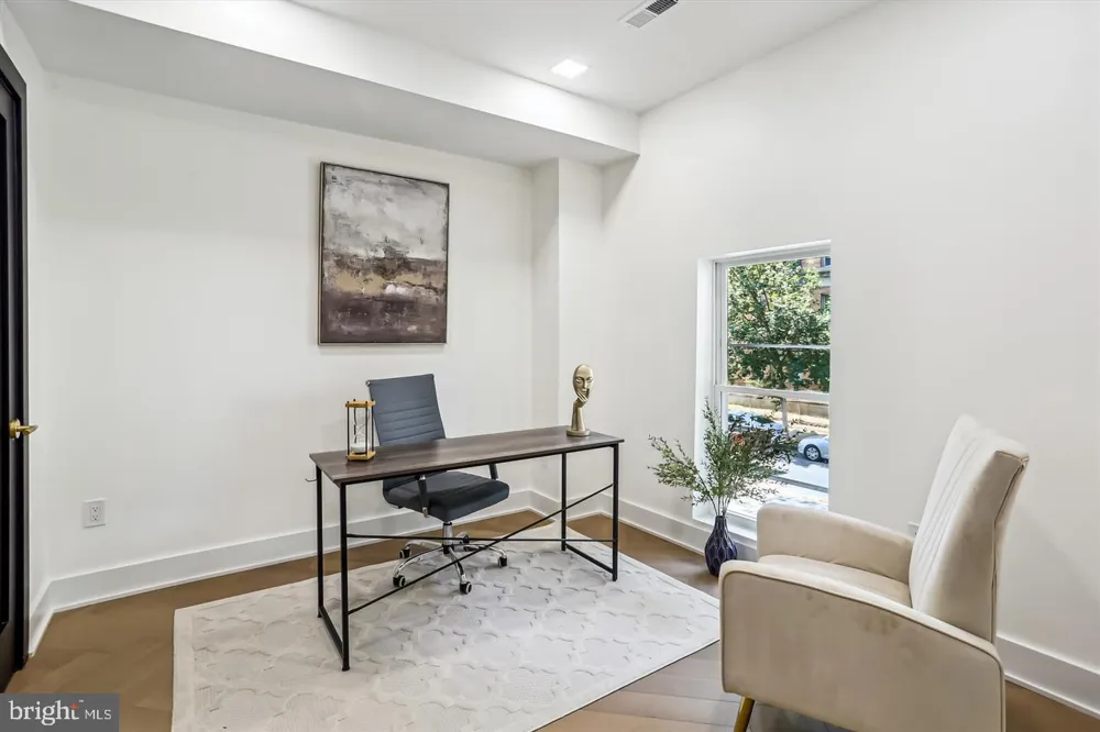 1832 FLORIDA AVENUE NW Washington, DC 20009