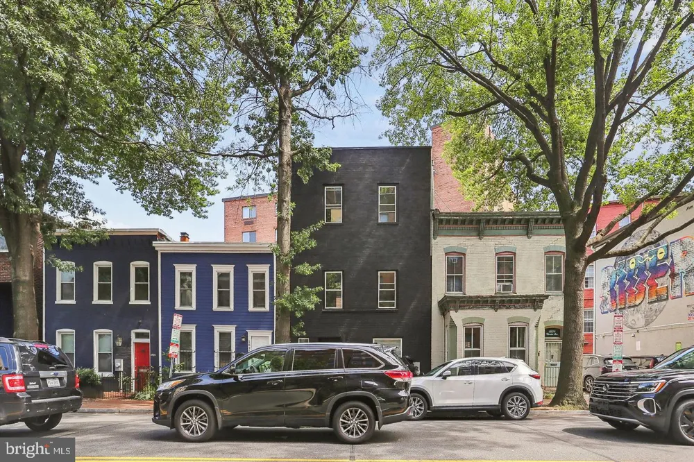 1832 FLORIDA AVENUE NW Washington, DC 20009