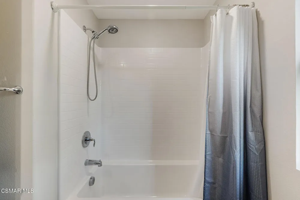 697 Camino Tierra Santa Camarillo, CA 93010