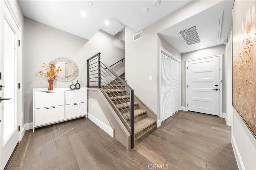 519 W Newby #F San Gabriel, CA 91776