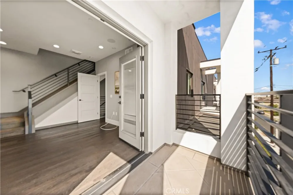 519 W Newby #F San Gabriel, CA 91776