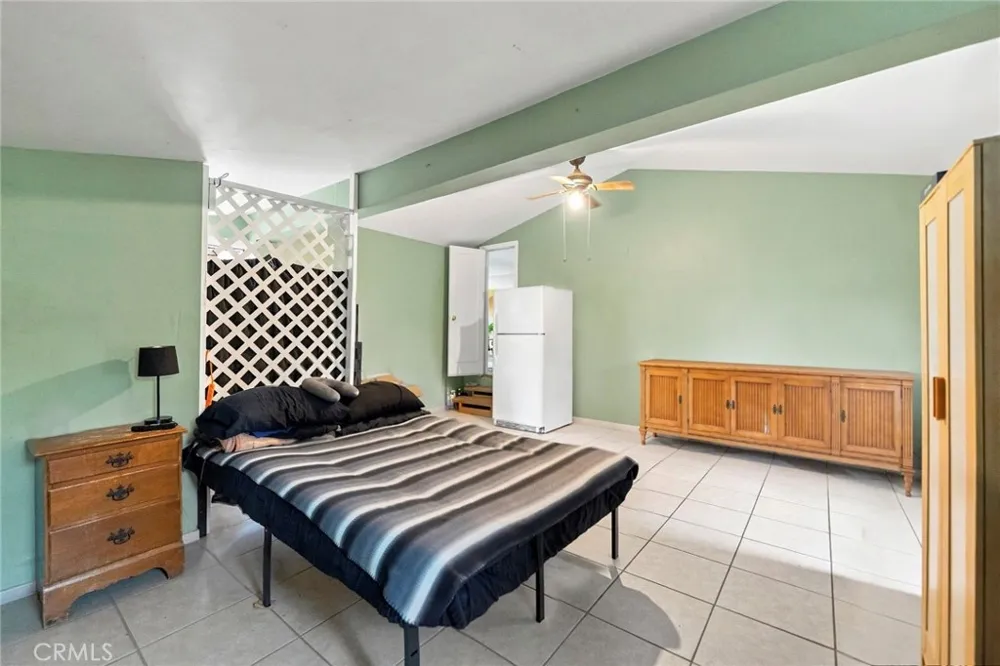 831 W George Banning, CA 92220